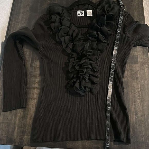 WR Black Ruffle Ribbed Top Zipper Detail Silk Blend Size Medium - Picture 7 of 7